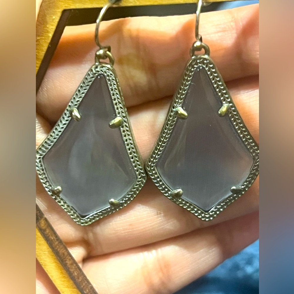 Kendra Scott Alex Earrings in Amethyst w dustbag